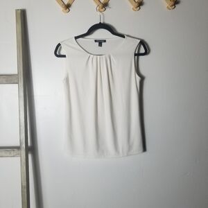 ROZ & ALI DRESSY WHITE TANK SIZE XS
